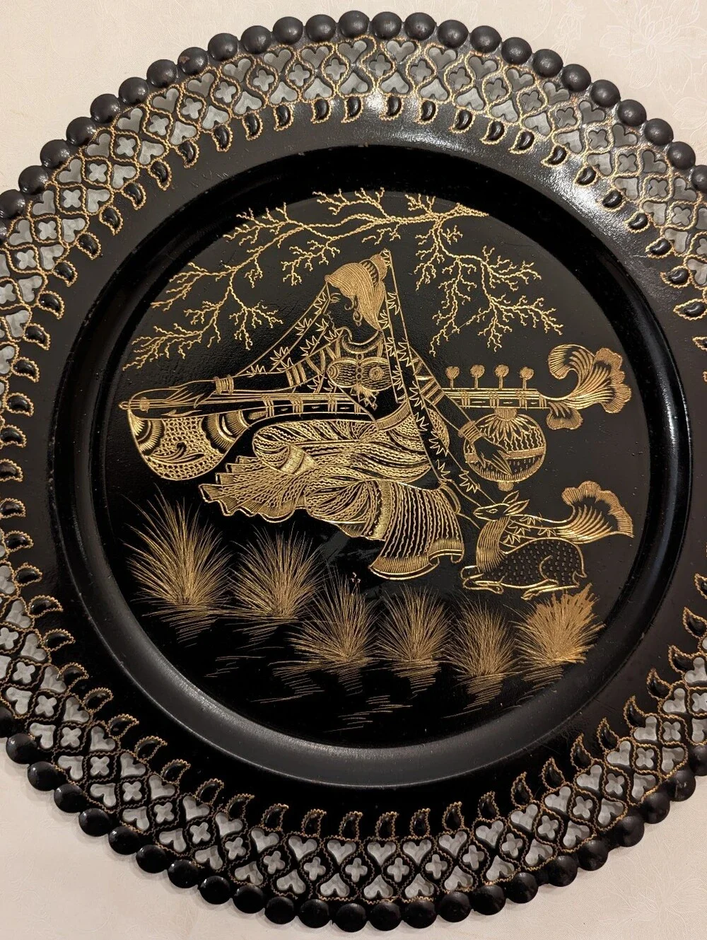 Black and Gold Brass Decorative Wall Plate - Elegant Home Wall Decor